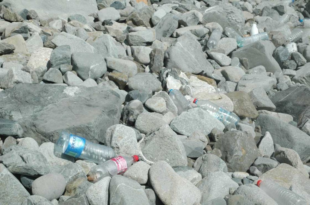 L’archipel de la Galite un trésor naturel dans un coin perdu - plastique Galite 1