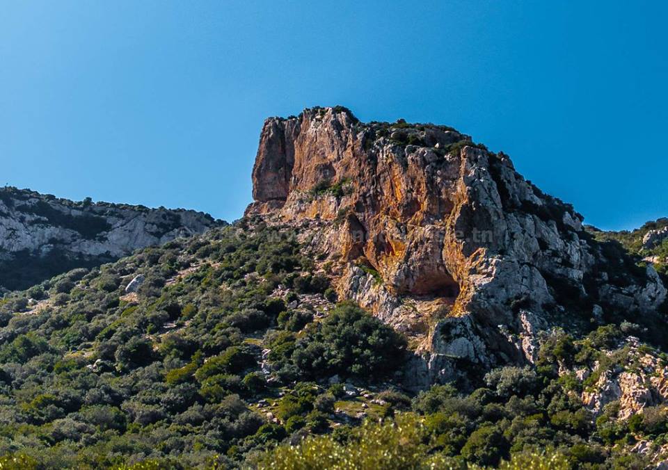 Ain Mzata: l'édifice de Bargou